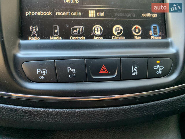 Синій Крайслер 200, об'ємом двигуна 3.6 л та пробігом 140 тис. км за 13700 $, фото 18 на Automoto.ua