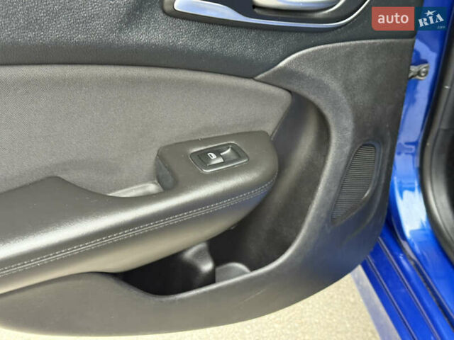 Синий Крайслер 200, объемом двигателя 2.36 л и пробегом 217 тыс. км за 8499 $, фото 55 на Automoto.ua