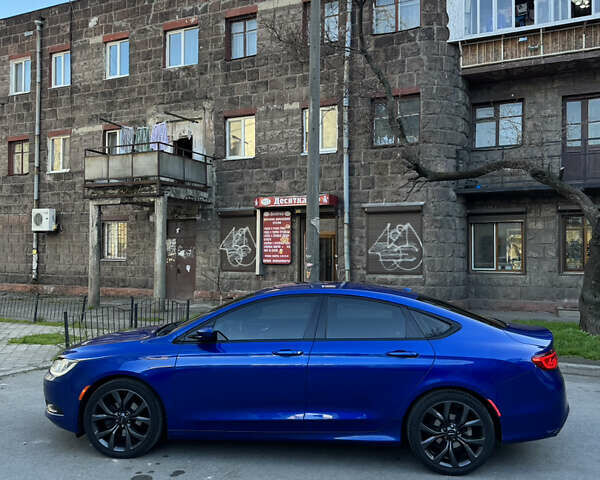 Синий Крайслер 200, объемом двигателя 2.36 л и пробегом 170 тыс. км за 10300 $, фото 4 на Automoto.ua