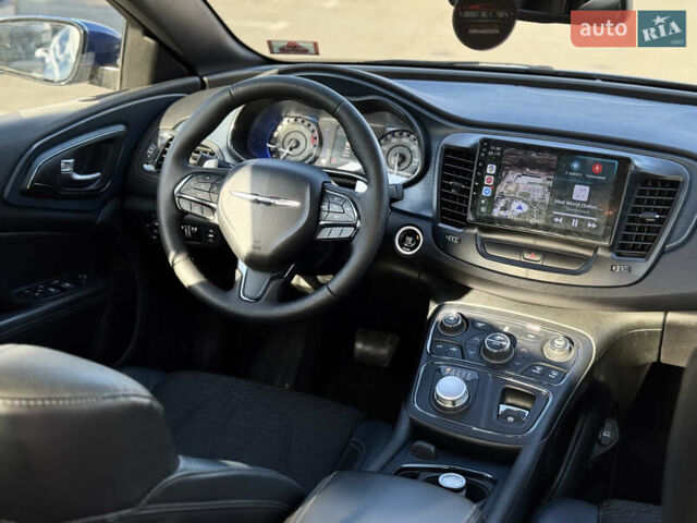 Синий Крайслер 200, объемом двигателя 2.4 л и пробегом 145 тыс. км за 10250 $, фото 14 на Automoto.ua