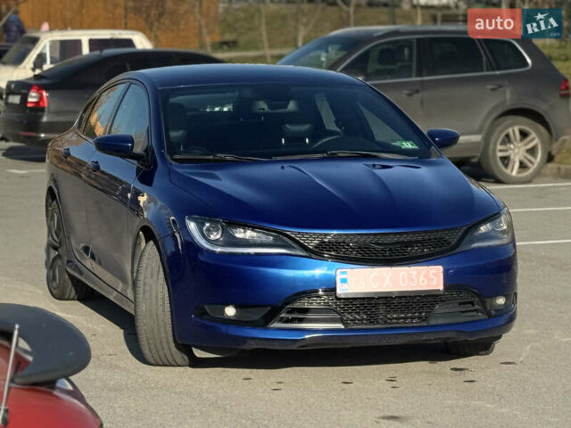 Синий Крайслер 200, объемом двигателя 2.4 л и пробегом 145 тыс. км за 10250 $, фото 1 на Automoto.ua