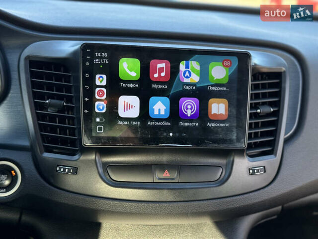 Синий Крайслер 200, объемом двигателя 2.4 л и пробегом 145 тыс. км за 10250 $, фото 13 на Automoto.ua