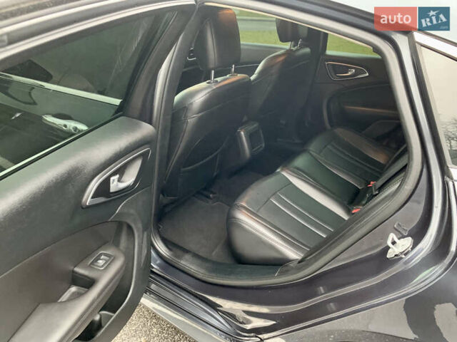 Синий Крайслер 200, объемом двигателя 2.36 л и пробегом 145 тыс. км за 10900 $, фото 53 на Automoto.ua