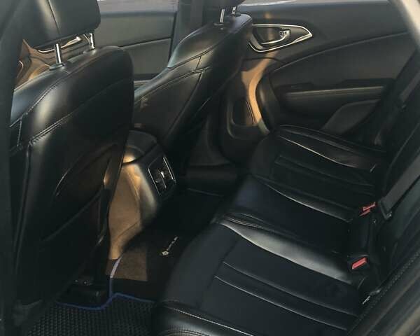 Синий Крайслер 200, объемом двигателя 2.4 л и пробегом 135 тыс. км за 11500 $, фото 24 на Automoto.ua