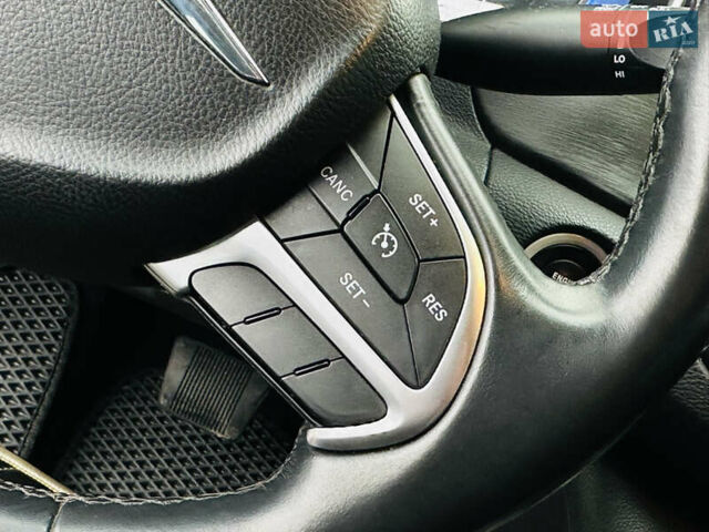 Синий Крайслер 200, объемом двигателя 2.36 л и пробегом 202 тыс. км за 10200 $, фото 28 на Automoto.ua