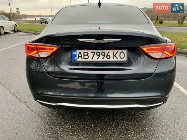 Синий Крайслер 200, объемом двигателя 2.36 л и пробегом 145 тыс. км за 10900 $, фото 7 на Automoto.ua