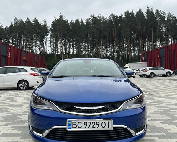 Синий Крайслер 200, объемом двигателя 2.36 л и пробегом 134 тыс. км за 10700 $, фото 3 на Automoto.ua