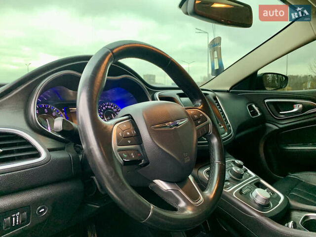 Синий Крайслер 200, объемом двигателя 2.36 л и пробегом 145 тыс. км за 10900 $, фото 22 на Automoto.ua