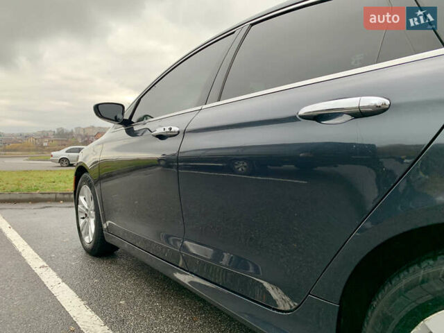 Синий Крайслер 200, объемом двигателя 2.36 л и пробегом 145 тыс. км за 10900 $, фото 6 на Automoto.ua