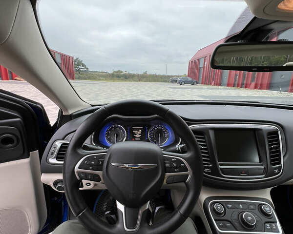 Синий Крайслер 200, объемом двигателя 2.36 л и пробегом 134 тыс. км за 10700 $, фото 9 на Automoto.ua