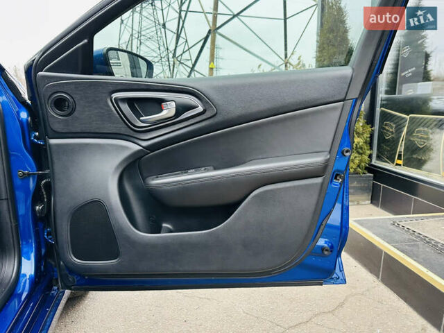 Синий Крайслер 200, объемом двигателя 2.36 л и пробегом 202 тыс. км за 10200 $, фото 23 на Automoto.ua