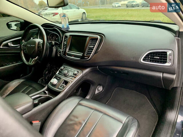 Синий Крайслер 200, объемом двигателя 2.36 л и пробегом 145 тыс. км за 10900 $, фото 36 на Automoto.ua