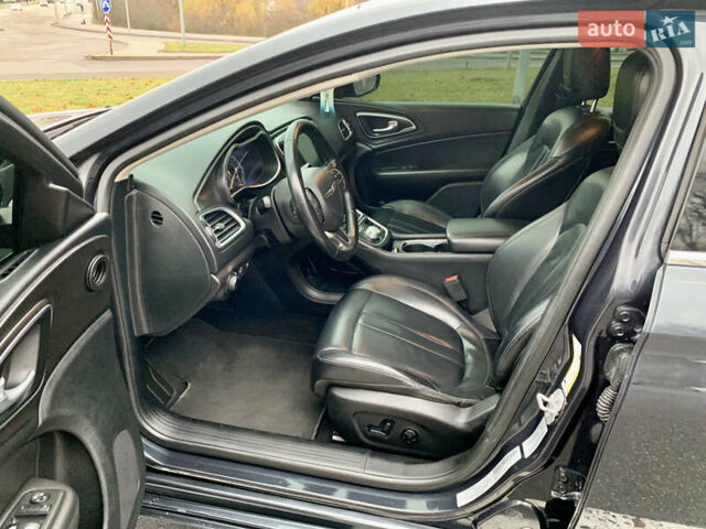 Синий Крайслер 200, объемом двигателя 2.36 л и пробегом 145 тыс. км за 10900 $, фото 32 на Automoto.ua