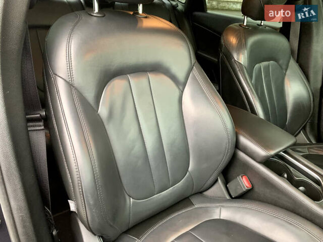 Синий Крайслер 200, объемом двигателя 2.36 л и пробегом 145 тыс. км за 10900 $, фото 38 на Automoto.ua