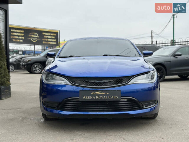 Синий Крайслер 200, объемом двигателя 2.36 л и пробегом 202 тыс. км за 10200 $, фото 5 на Automoto.ua