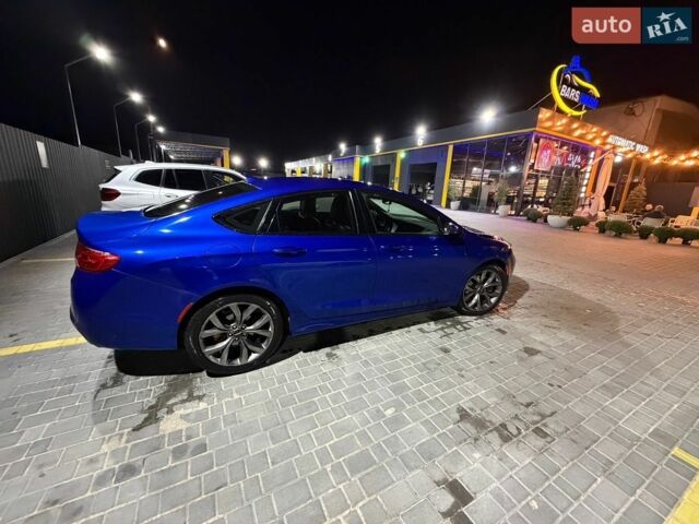 Синий Крайслер 200, объемом двигателя 2.36 л и пробегом 150 тыс. км за 10800 $, фото 6 на Automoto.ua