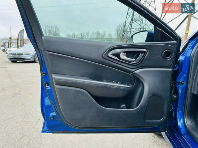 Синий Крайслер 200, объемом двигателя 2.36 л и пробегом 202 тыс. км за 10200 $, фото 13 на Automoto.ua