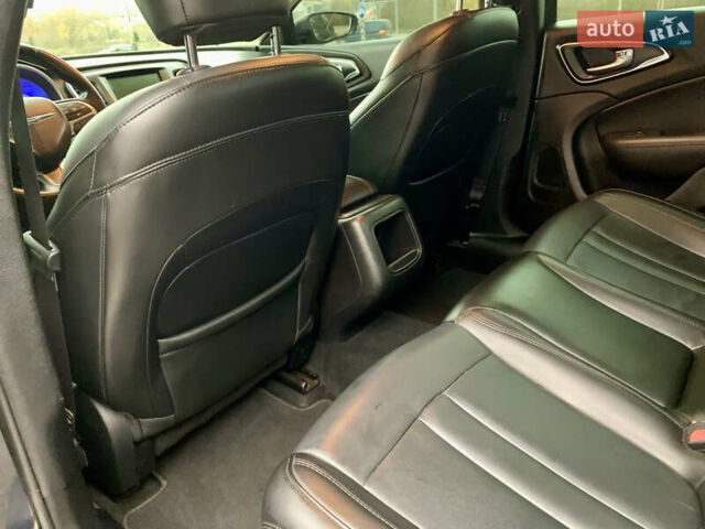 Синий Крайслер 200, объемом двигателя 2.36 л и пробегом 145 тыс. км за 10900 $, фото 50 на Automoto.ua