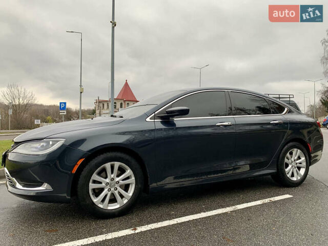 Синий Крайслер 200, объемом двигателя 2.36 л и пробегом 145 тыс. км за 10900 $, фото 3 на Automoto.ua