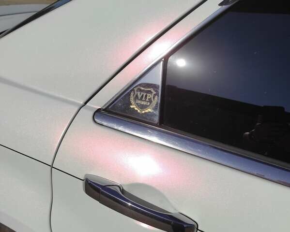 Белый Крайслер 300C, объемом двигателя 2.74 л и пробегом 200 тыс. км за 7999 $, фото 37 на Automoto.ua