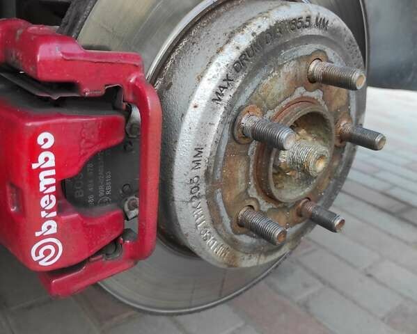 Белый Крайслер 300C, объемом двигателя 2.74 л и пробегом 200 тыс. км за 7999 $, фото 16 на Automoto.ua