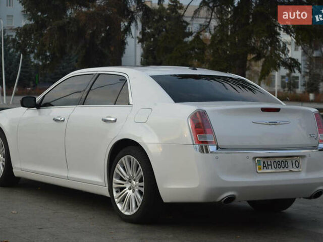 Белый Крайслер 300C, объемом двигателя 3.6 л и пробегом 202 тыс. км за 12999 $, фото 18 на Automoto.ua