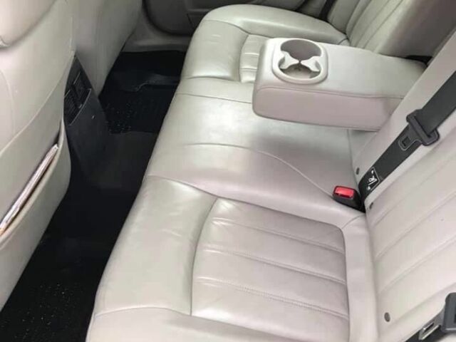 Черный Крайслер 300C, объемом двигателя 2.7 л и пробегом 280 тыс. км за 8700 $, фото 7 на Automoto.ua