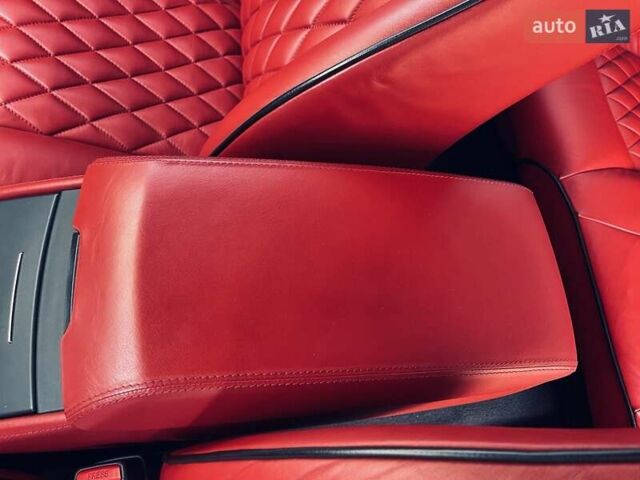 Черный Крайслер 300C, объемом двигателя 5.7 л и пробегом 77 тыс. км за 11500 $, фото 8 на Automoto.ua