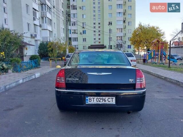 Чорний Крайслер 300C, об'ємом двигуна 2.74 л та пробігом 262 тис. км за 7250 $, фото 8 на Automoto.ua