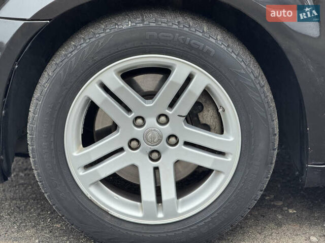 Чорний Крайслер 300C, об'ємом двигуна 2.74 л та пробігом 232 тис. км за 6500 $, фото 7 на Automoto.ua