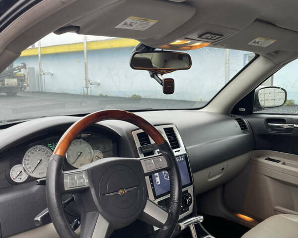 Черный Крайслер 300C, объемом двигателя 3.52 л и пробегом 277 тыс. км за 7000 $, фото 12 на Automoto.ua