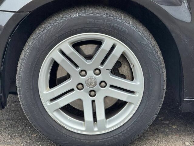 Черный Крайслер 300C, объемом двигателя 2.7 л и пробегом 235 тыс. км за 6500 $, фото 13 на Automoto.ua