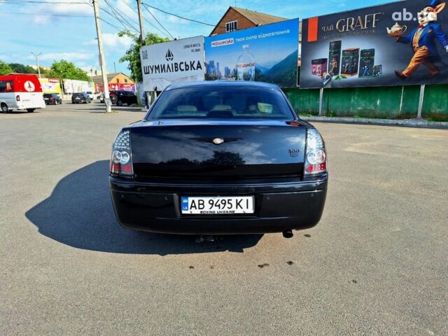 Черный Крайслер 300C, объемом двигателя 3.5 л и пробегом 275 тыс. км за 8200 $, фото 1 на Automoto.ua