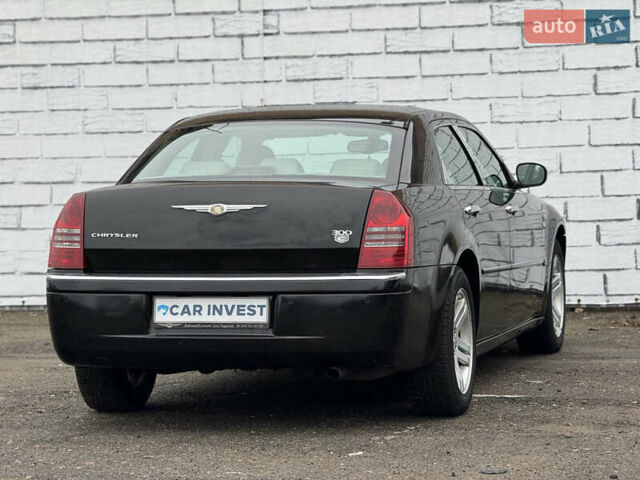 Чорний Крайслер 300C, об'ємом двигуна 2.74 л та пробігом 232 тис. км за 6500 $, фото 14 на Automoto.ua