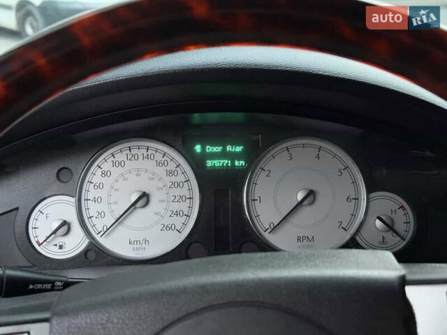 Чорний Крайслер 300C, об'ємом двигуна 2.99 л та пробігом 380 тис. км за 8500 $, фото 10 на Automoto.ua