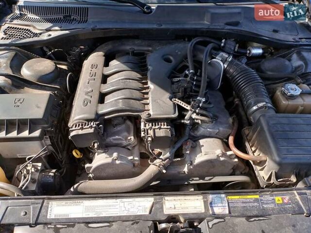 Чорний Крайслер 300C, об'ємом двигуна 3.52 л та пробігом 200 тис. км за 7150 $, фото 4 на Automoto.ua