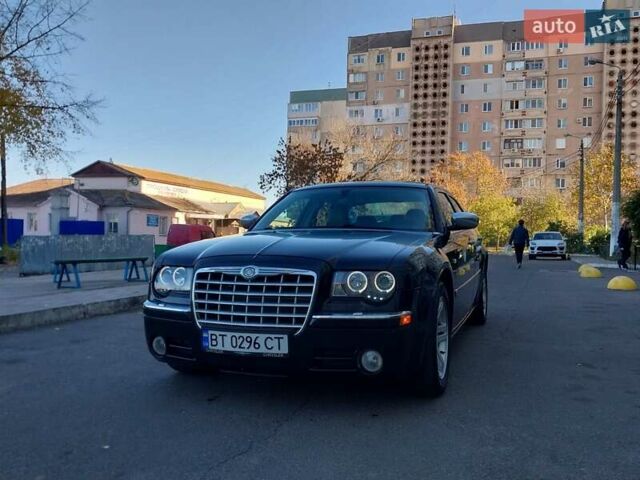 Чорний Крайслер 300C, об'ємом двигуна 2.74 л та пробігом 262 тис. км за 7250 $, фото 2 на Automoto.ua