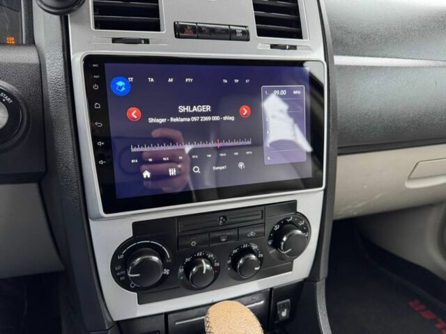 Черный Крайслер 300C, объемом двигателя 2.7 л и пробегом 235 тыс. км за 6500 $, фото 22 на Automoto.ua