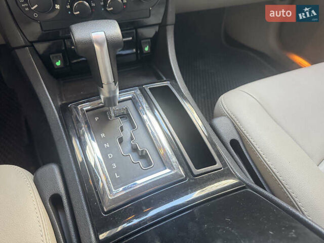 Чорний Крайслер 300C, об'ємом двигуна 2.74 л та пробігом 181 тис. км за 7500 $, фото 16 на Automoto.ua