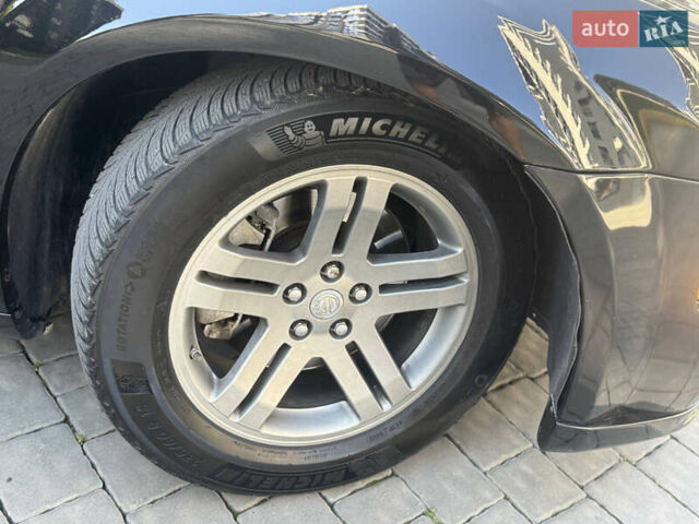 Чорний Крайслер 300C, об'ємом двигуна 2.74 л та пробігом 181 тис. км за 7500 $, фото 7 на Automoto.ua