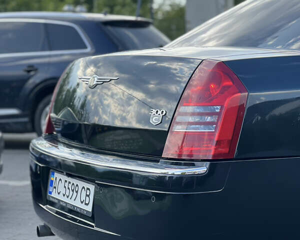 Чорний Крайслер 300C, об'ємом двигуна 3.52 л та пробігом 409 тис. км за 7999 $, фото 12 на Automoto.ua