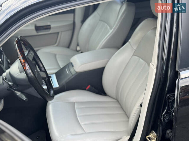 Черный Крайслер 300C, объемом двигателя 2.74 л и пробегом 220 тыс. км за 6450 $, фото 15 на Automoto.ua