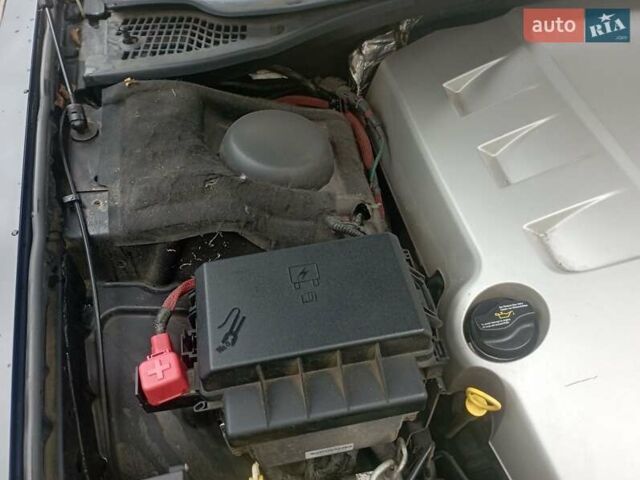 Чорний Крайслер 300C, об'ємом двигуна 3 л та пробігом 214 тис. км за 9500 $, фото 20 на Automoto.ua