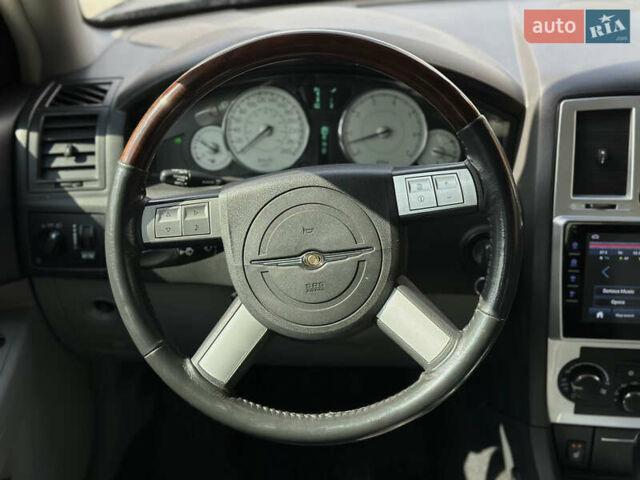 Чорний Крайслер 300C, об'ємом двигуна 3.52 л та пробігом 121 тис. км за 7999 $, фото 24 на Automoto.ua