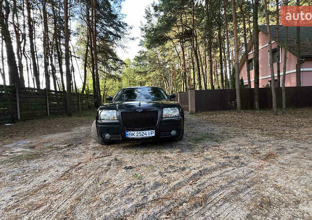 Чорний Крайслер 300C, об'ємом двигуна 2.7 л та пробігом 165 тис. км за 6699 $, фото 30 на Automoto.ua