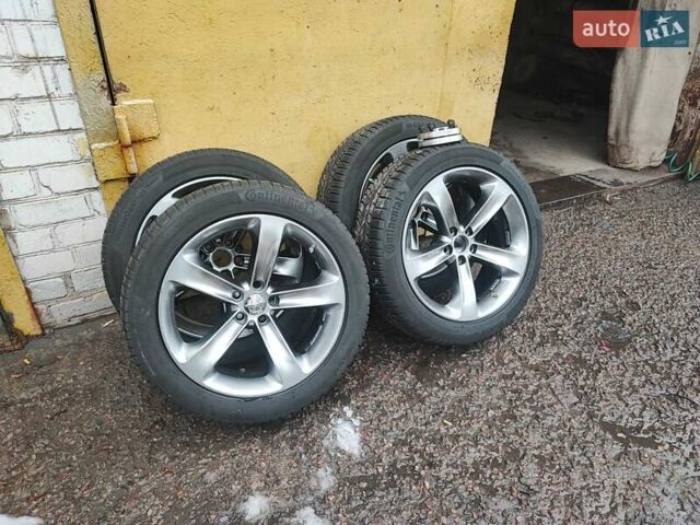 Черный Крайслер 300C, объемом двигателя 2.74 л и пробегом 220 тыс. км за 10500 $, фото 22 на Automoto.ua