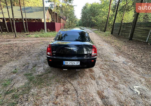 Чорний Крайслер 300C, об'ємом двигуна 2.7 л та пробігом 165 тис. км за 6699 $, фото 34 на Automoto.ua