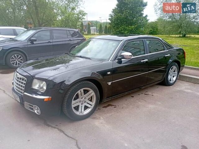 Чорний Крайслер 300C, об'ємом двигуна 3 л та пробігом 214 тис. км за 9500 $, фото 6 на Automoto.ua