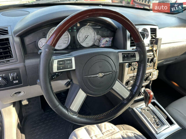 Чорний Крайслер 300C, об'ємом двигуна 2.99 л та пробігом 310 тис. км за 8700 $, фото 18 на Automoto.ua