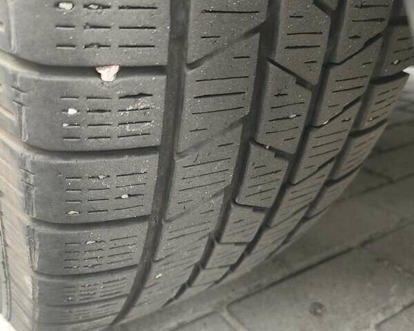 Черный Крайслер 300C, объемом двигателя 3.5 л и пробегом 271 тыс. км за 8990 $, фото 20 на Automoto.ua